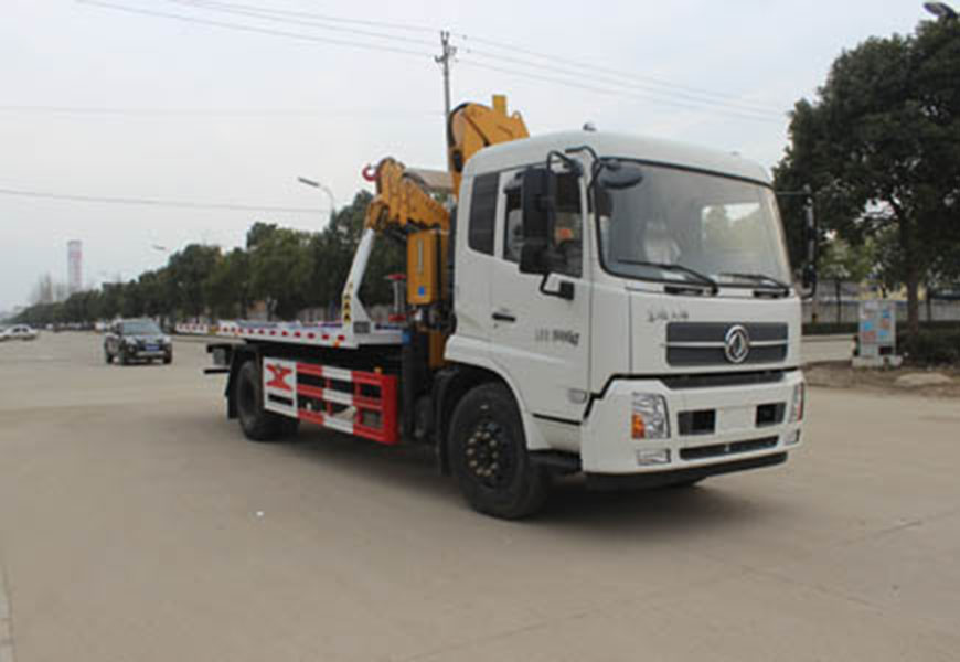 東風(fēng)天錦平板帶吊清障車(chē)圖片